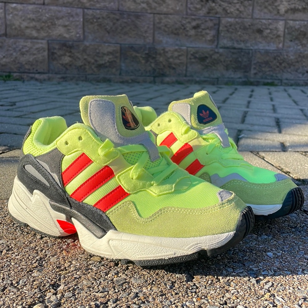 adidas Originals Yung-96 "Hi Res Yellow" Sneaker - Men's Size 6 (Women's Size 8)